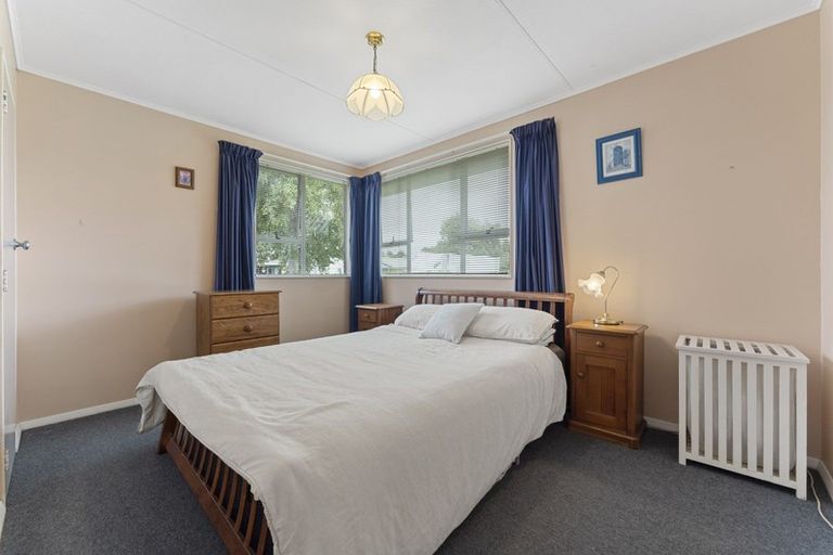 Photo of property in 22 Monowai Place, Westbrook, Palmerston North, 4412