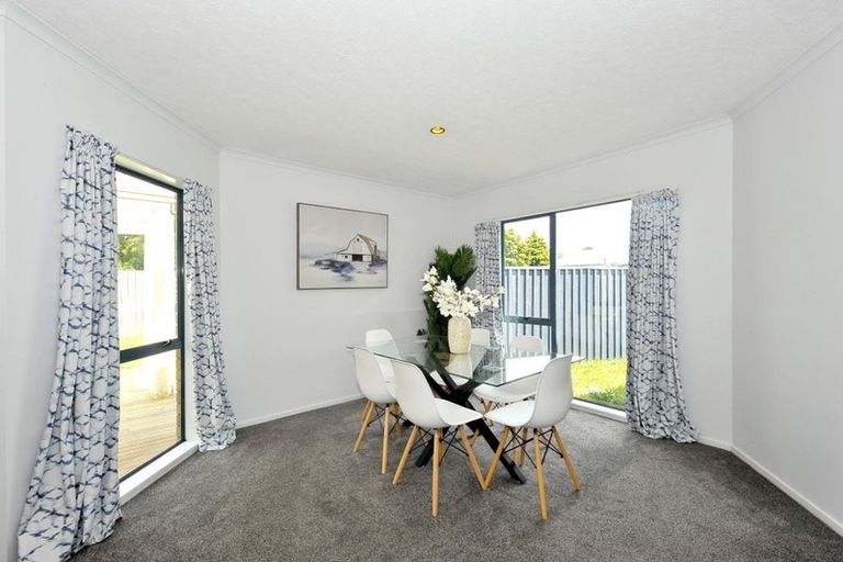 Photo of property in 8 Barcelona Place, Bromley, Christchurch, 8062