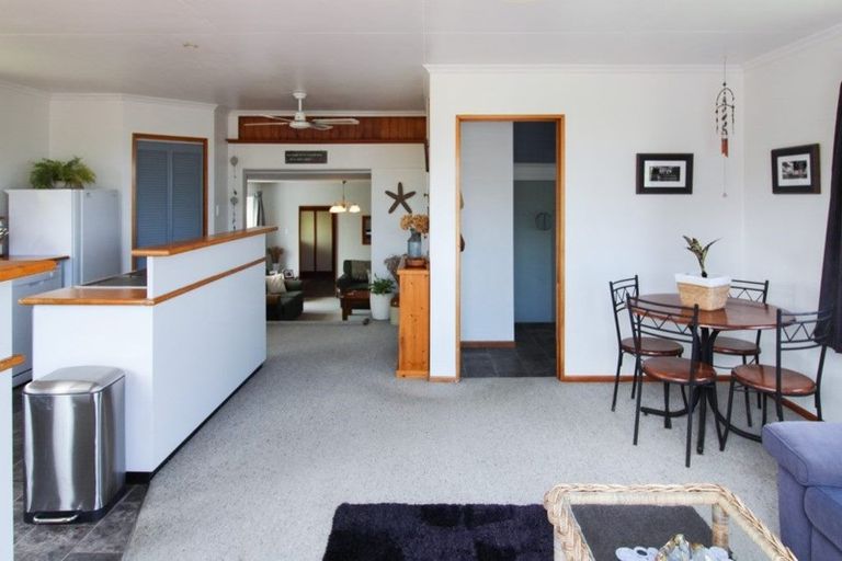 Photo of property in 52 Wellington Street, Enfield, Oamaru, 9491