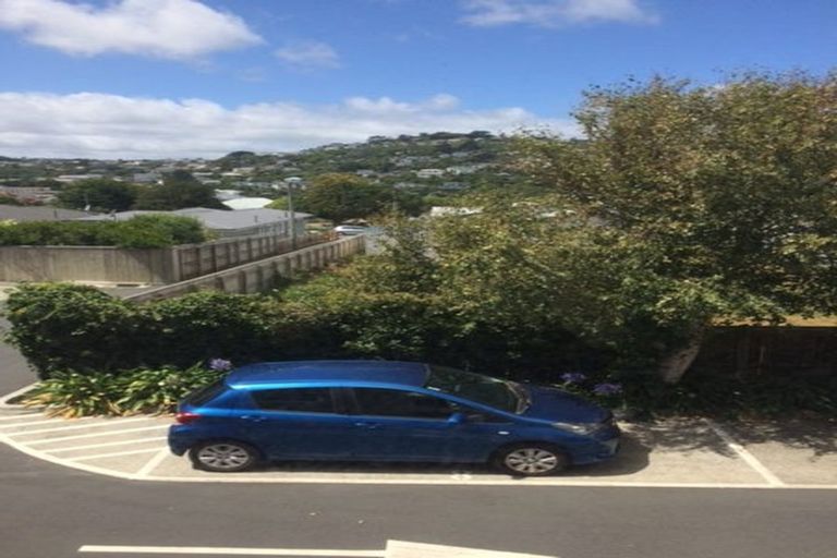 Photo of property in 10/32 Dr Taylor Terrace, Johnsonville, Wellington, 6037