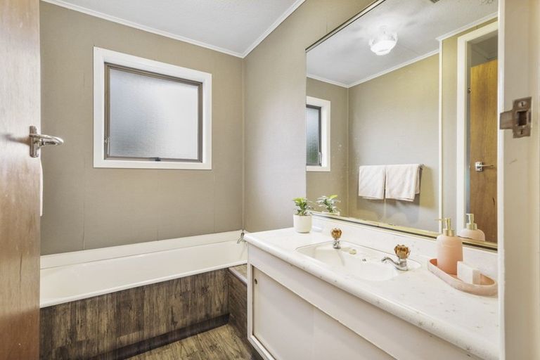 Photo of property in 3 Rutland Street, Fairview Downs, Hamilton, 3214