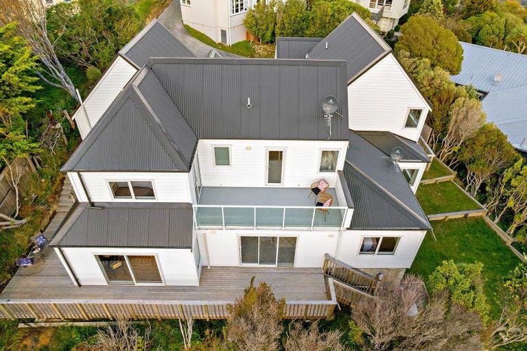 Photo of property in 11a Himalaya Crescent, Khandallah, Wellington, 6035