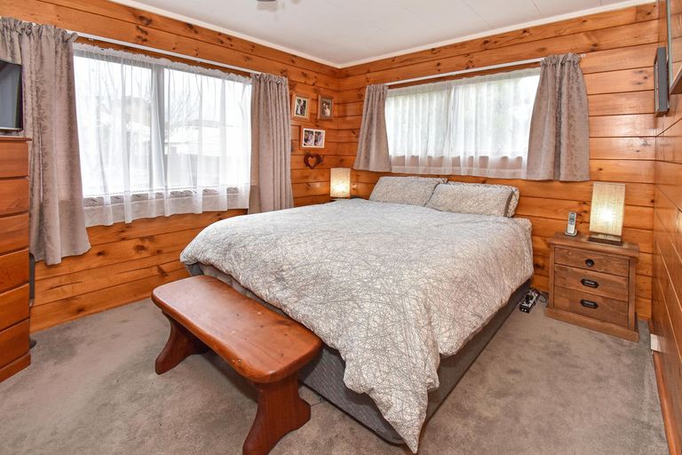 Photo of property in 156 Carnoustie Drive, Wattle Downs, Auckland, 2103