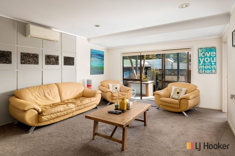 Photo of property in 28 Ocean View Road, Waihi Beach, 3611