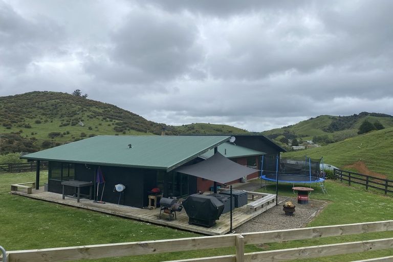 Photo of property in 969 Waingaro Road, Glen Massey, 3793