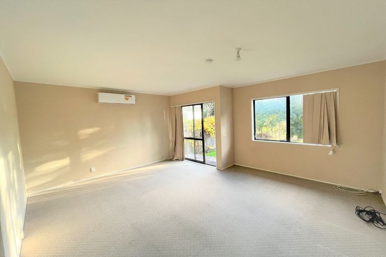 Photo of property in 1/12 Avis Avenue, Papatoetoe, Auckland, 2025
