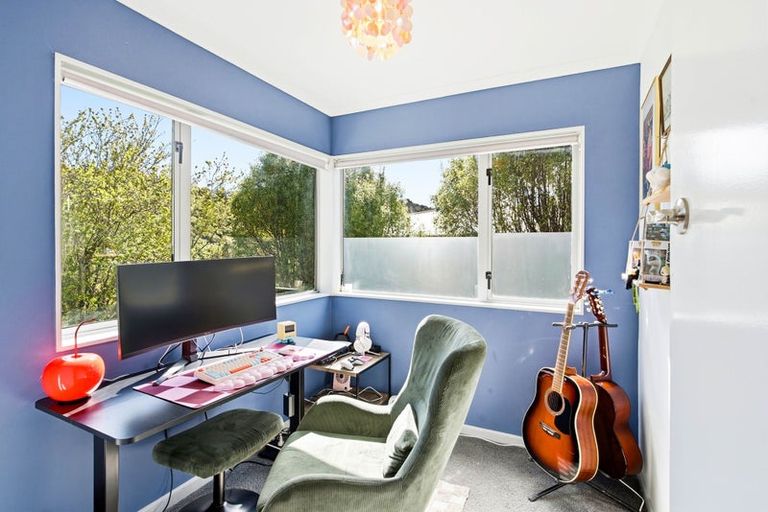 Photo of property in 5 Freyberg Road, Fairfield, Dunedin, 9018