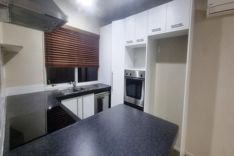 Photo of property in 10 Laurel Oak Drive, Schnapper Rock, Auckland, 0632