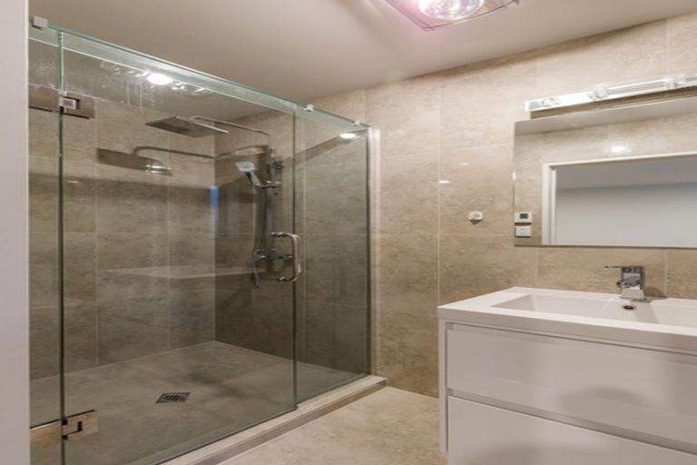 Photo of property in 3 Tuangi Street, Long Bay, Auckland, 0630