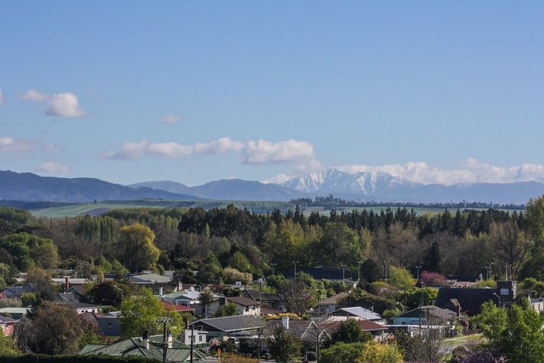 Photo of property in 21 Ameer Street, Pleasant Point, 7903