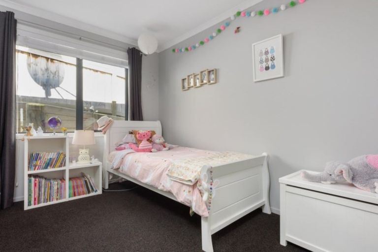 Photo of property in 291 Lakes Boulevard, Pyes Pa, Tauranga, 3112