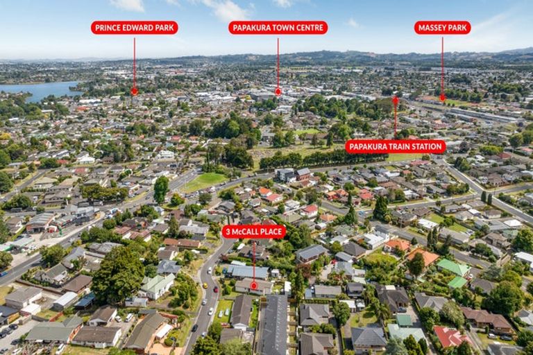 Photo of property in 3 Mccall Place, Opaheke, Papakura, 2113