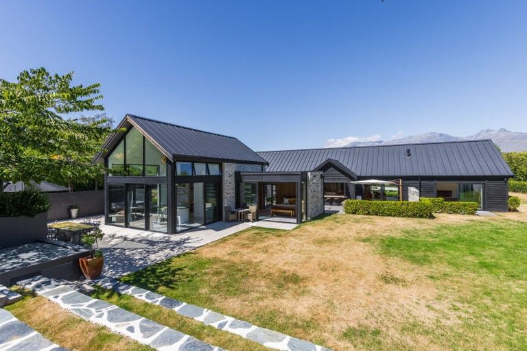 Photo of property in Butel Park, 15 Essex Avenue, Arrowtown, 9302