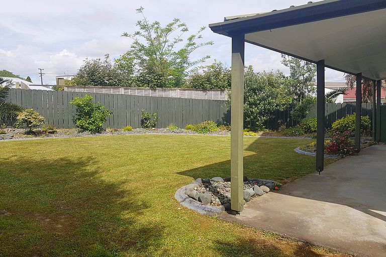 Photo of property in 56b Youngs Road, Papakura, 2110