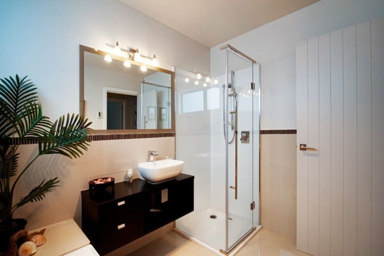 Photo of property in 90 Harbour Drive, Otumoetai, Tauranga, 3110