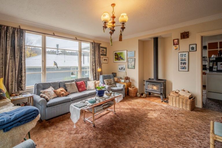 Photo of property in 19 Muter Street, Akaroa, 7520