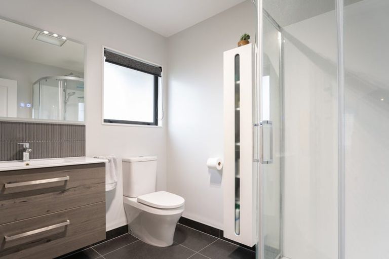 Photo of property in 13 Claverton Grove, Churton Park, Wellington, 6037