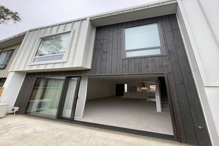 Photo of property in 11/50 Friend Street, Karori, Wellington, 6012