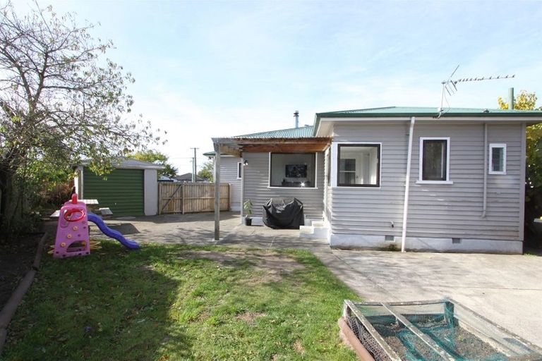 Photo of property in 35 Pannell Avenue, Wainoni, Christchurch, 8061