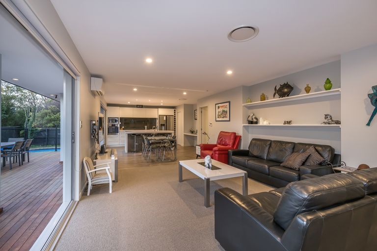 Photo of property in 1 Paikea Place, Somerfield, Christchurch, 8024