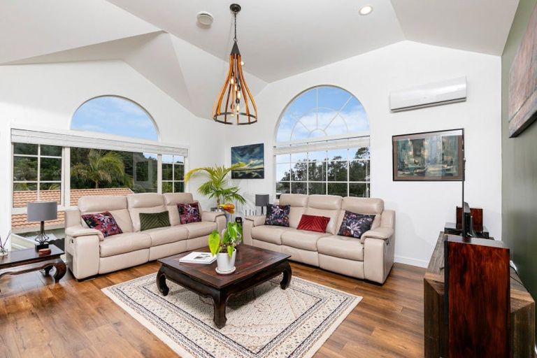 Photo of property in 39 Kate Sheppard Avenue, Torbay, Auckland, 0630