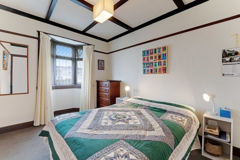 Photo of property in 81 Kiwi Esplanade, Mangere Bridge, Auckland, 2022