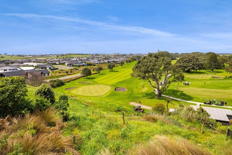 Photo of property in 3 Te Umu Hapuku Lane, Waiwhakaiho, 4312