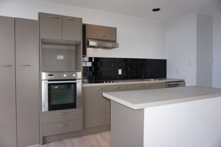 Photo of property in Garlinge Apartments, 14 Rhodes Street, Merivale, Christchurch, 8014