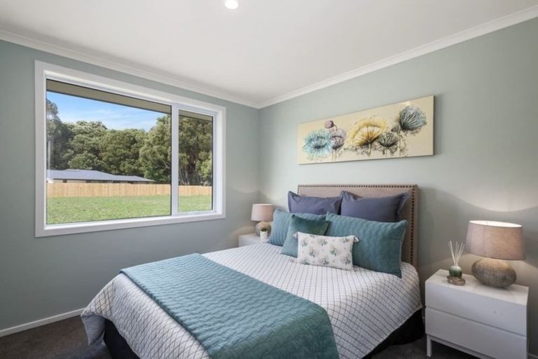 Photo of property in 12 Karaka Place, Kinloch, Taupo, 3377