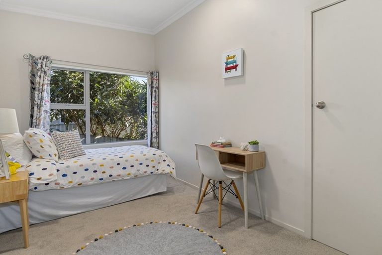 Photo of property in 230a Ngatai Road, Otumoetai, Tauranga, 3110