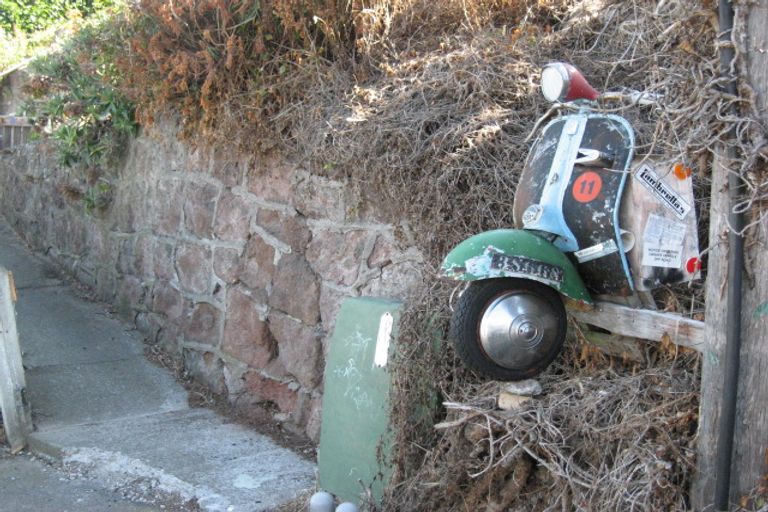 Photo of property in 11 Ticehurst Road, Lyttelton, 8082