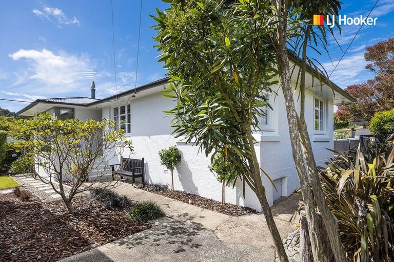 Photo of property in 18 Aytoun Street, Shiel Hill, Dunedin, 9013