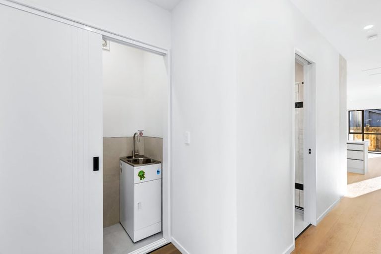 Photo of property in 5 Herekino Street, Westgate, Auckland, 0814