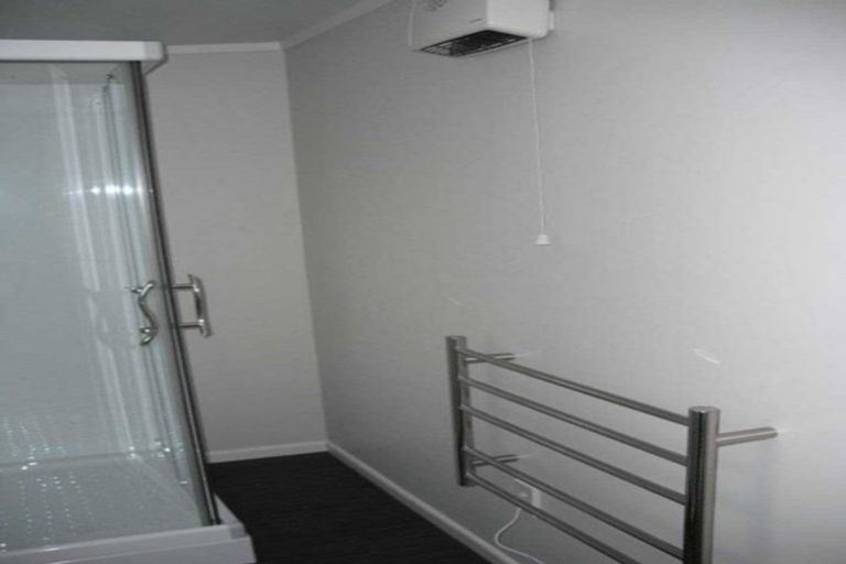 Photo of property in 4/12 Clifton Street, Windsor, Invercargill, 9810