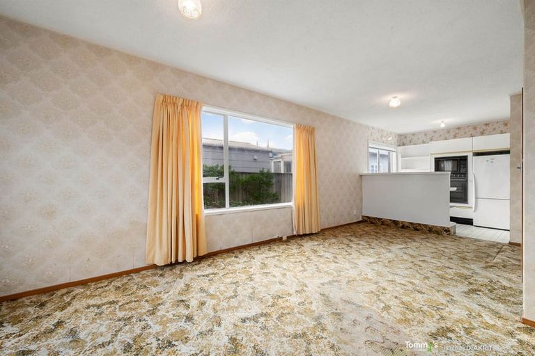 Photo of property in 3/218 Onepu Road, Lyall Bay, Wellington, 6022