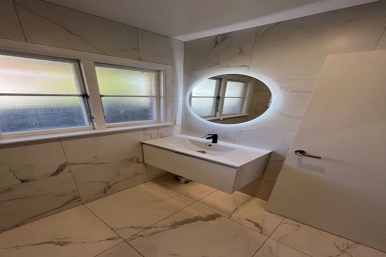 Photo of property in 67 Gregan Crescent, Burnside, Christchurch, 8053