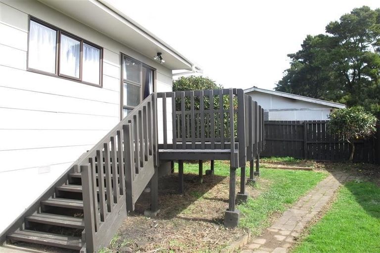 Photo of property in 1/17 Antalya Place, Manurewa, Auckland, 2102