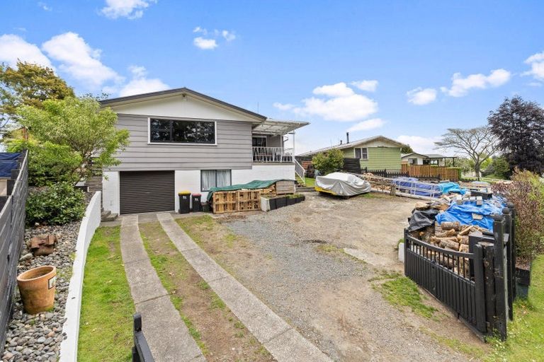 Photo of property in 72 Aotea Crescent, Tokoroa, 3420