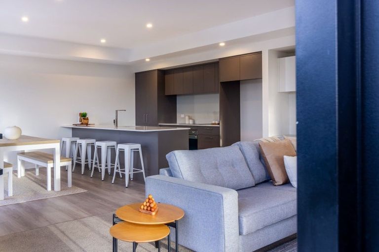 Photo of property in 98 Eriksen Road, Te Awa, Napier, 4110