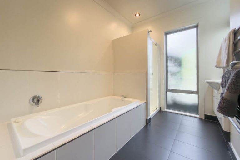 Photo of property in 36 Albert Street, Gladstone, Invercargill, 9810