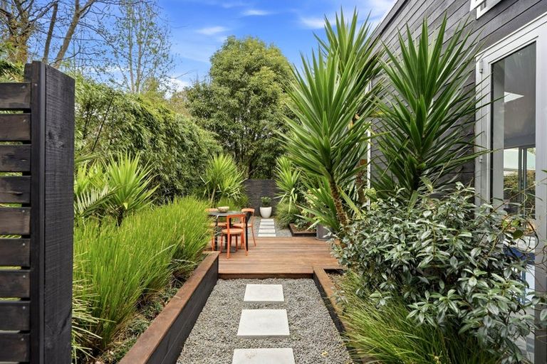 Photo of property in 9 Hadlow Place, Burnside, Christchurch, 8041