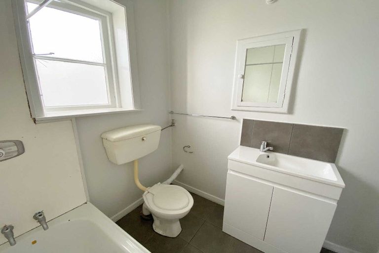 Photo of property in 37 Wainui Street, Riccarton, Christchurch, 8041