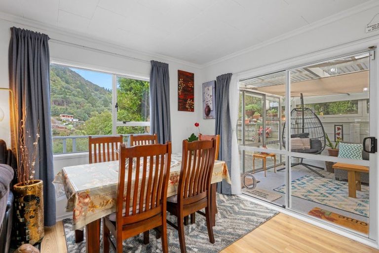 Photo of property in 45 Dorset Street, Picton, 7220