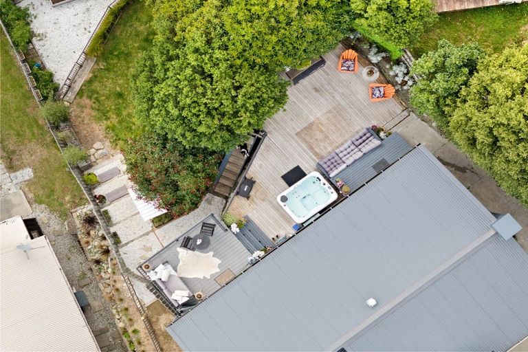 Photo of property in 214 Fernhill Road, Sunshine Bay, Queenstown, 9300