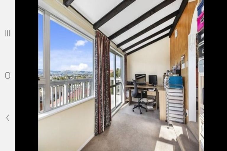 Photo of property in 17 Pope Street, Camborne, Porirua, 5026