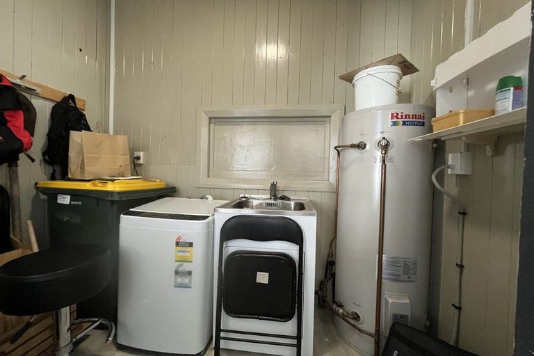 Photo of property in 2/67 Northgate, Strandon, New Plymouth, 4312