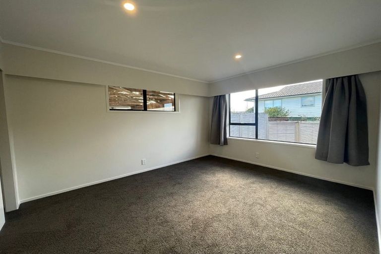 Photo of property in 5 Binda Place, Botany Downs, Auckland, 2010