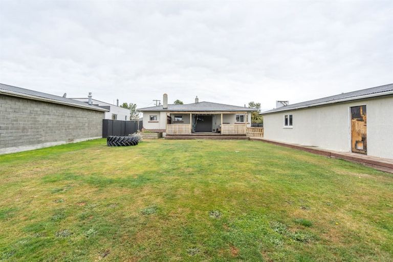 Photo of property in 19 Milton Street, Gore, 9710