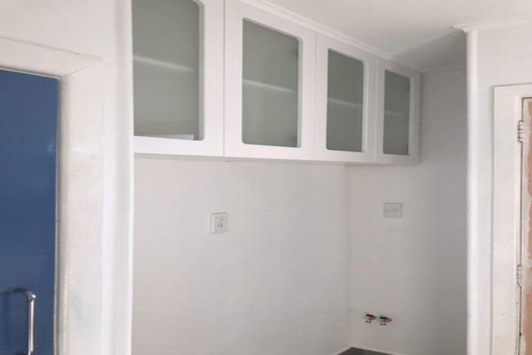 Photo of property in 614 Te Atatu Road, Te Atatu Peninsula, Auckland, 0610