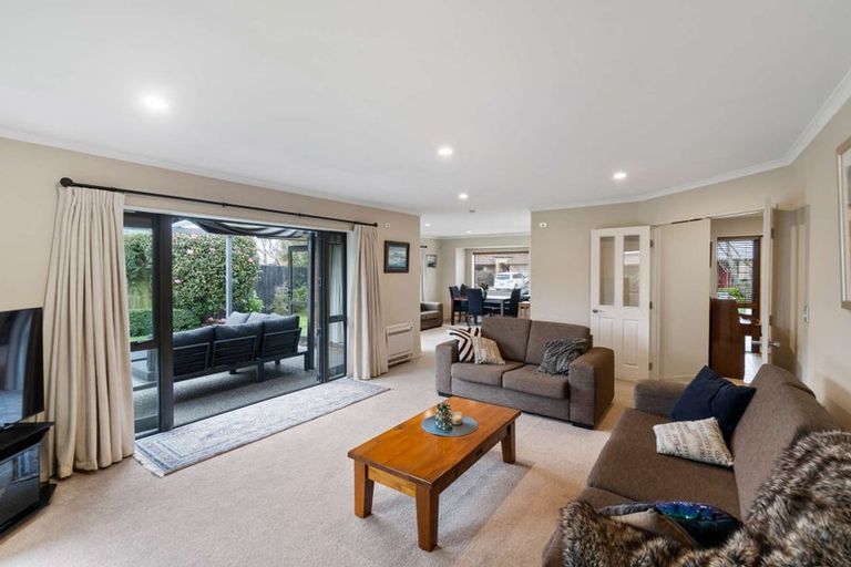 Photo of property in 8 Ernest Gray Place, Halswell, Christchurch, 8025